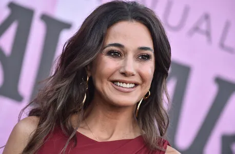 Emmanuelle Chriqui OnlyFans Leaked Free Thumbnail Picture - #PKNT96Zb9c