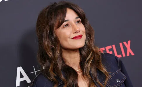 Emmanuelle Chriqui OnlyFans Leaked Free Thumbnail Picture - #W36NcrawCN