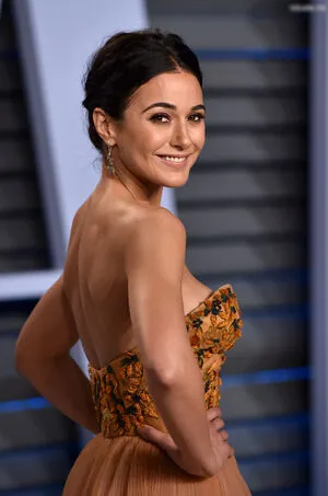 Emmanuelle Chriqui OnlyFans Leaked Free Thumbnail Picture - #qgHfQDmR4w