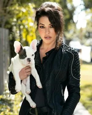 Emmanuelle Vaugier OnlyFans Leaked Free Thumbnail Picture - #AhIJDYamvb