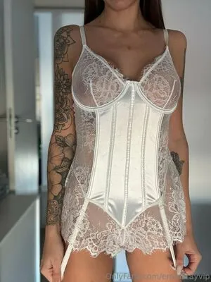 Emmarayvip OnlyFans Leaked Free Thumbnail Picture - #3GknwhAoCt