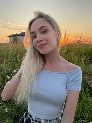 Emmaseverina OnlyFans Leaked Free Thumbnail Picture - #mZR2ps8rYs