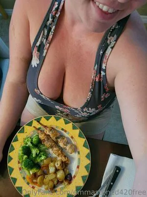 Emmastoned420free OnlyFans Leaked Free Thumbnail Picture - #cvpakyZlnf