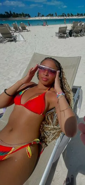 Emmasupremacyy OnlyFans Leaked Free Thumbnail Picture - #2mLXn9DIw1