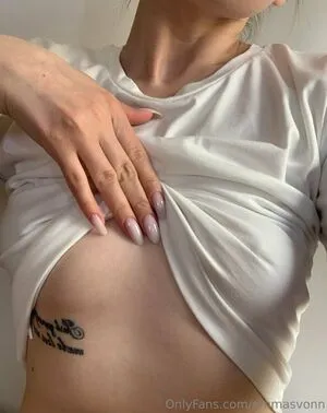 Emmasvonn OnlyFans Leaked Free Thumbnail Picture - #3WqLfWcyPt