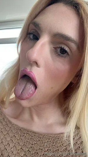 Emmaswann OnlyFans Leaked Free Thumbnail Picture - #G4MVo0ya9N