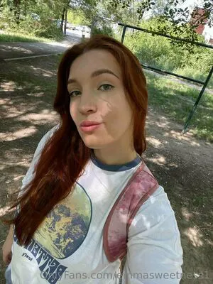 Emmasweetness1 OnlyFans Leaked Free Thumbnail Picture - #LCLt651miH