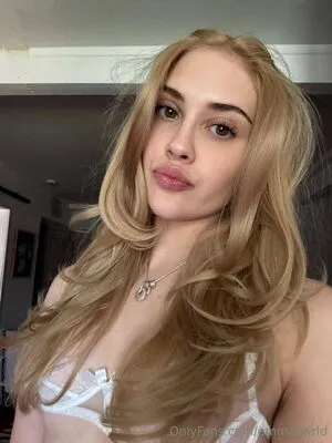 Emmaswrld OnlyFans Leaked Free Thumbnail Picture - #u8XeLKfkRm