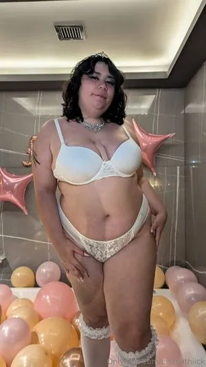 Emmathiick OnlyFans Leaked Free Thumbnail Picture - #uSHXJD1O8C