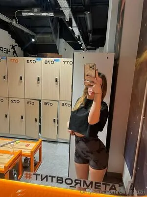 Emmauzi OnlyFans Leaked Free Thumbnail Picture - #5fkLiW3rko