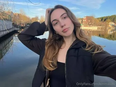 Emmauzi OnlyFans Leaked Free Thumbnail Picture - #BpuV56Km12