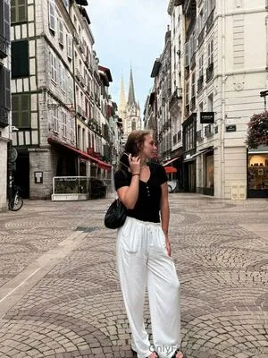 Emmauzi OnlyFans Leaked Free Thumbnail Picture - #KI4nD4iUy4