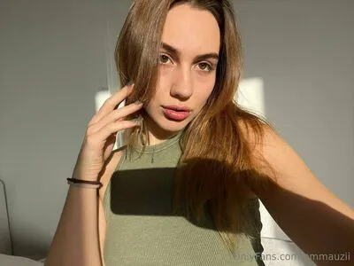 Emmauzi OnlyFans Leaked Free Thumbnail Picture - #R0WEFgF0dP