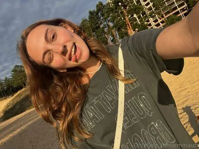 Emmauzi OnlyFans Leaked Free Thumbnail Picture - #R7KSVBUo2V