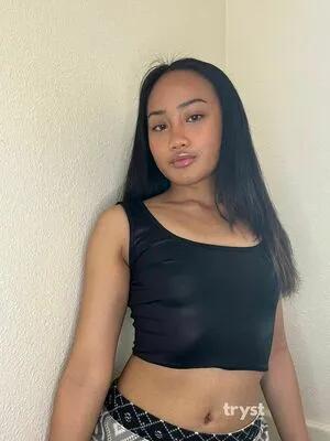 Emmaxrae OnlyFans Leaked Free Thumbnail Picture - #yr8ZREBdUD