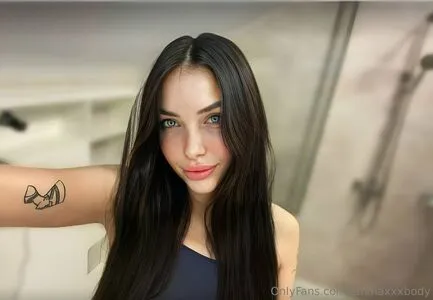 Emmaxxxbody OnlyFans Leaked Free Thumbnail Picture - #8d8ee97rzL