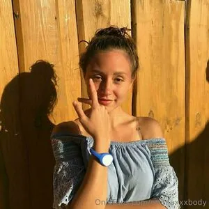 Emmaxxxbody OnlyFans Leaked Free Thumbnail Picture - #8m7VXtOO4n