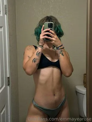 Emmayearose OnlyFans Leaked Free Thumbnail Picture - #3PNlaJZXDi