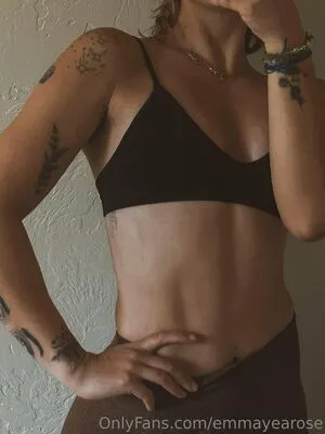 Emmayearose OnlyFans Leaked Free Thumbnail Picture - #pgKpB5XnjB
