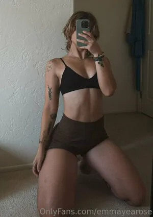 Emmayearose OnlyFans Leaked Free Thumbnail Picture - #s3mheYTg4x