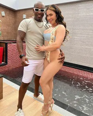 Emme White OnlyFans Leaked Free Thumbnail Picture - #4L1LI1MK9H