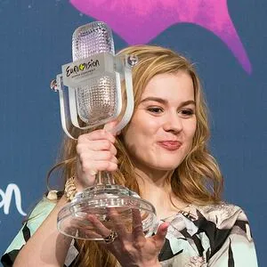 Emmelie De Forest OnlyFans Leaked Free Thumbnail Picture - #G2HV7GjzWh