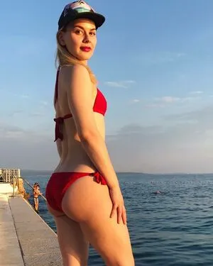 Emmelie De Forest OnlyFans Leaked Free Thumbnail Picture - #IUHxiePnf4