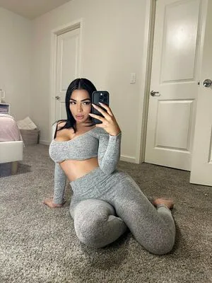Emmeline Chavez OnlyFans Leaked Free Thumbnail Picture - #DxWaLfBUVD