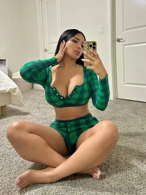 Emmeline Chavez OnlyFans Leaked Free Thumbnail Picture - #I5COCoJHhz