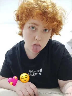Emmelineeeee OnlyFans Leaked Free Thumbnail Picture - #1sE3MFce5x