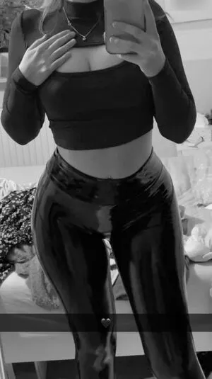 Emmi Krii OnlyFans Leaked Free Thumbnail Picture - #WCfQS7qjno