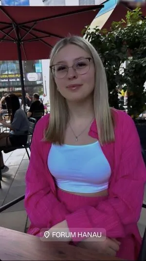 Emmi Krii OnlyFans Leaked Free Thumbnail Picture - #kKQJRT1e6Y