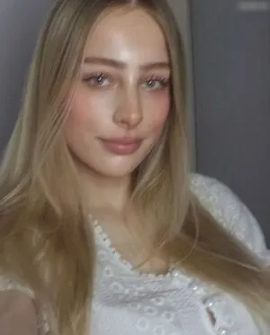 Emmi Rbn OnlyFans Leaked Free Thumbnail Picture - #5XnAA52gjd