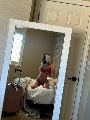 Emmie OnlyFans Leaked Free Thumbnail Picture - #ivOCYTIXTv