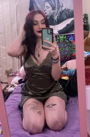 Emmie Star OnlyFans Leaked Free Thumbnail Picture - #F19Nzv75Yg
