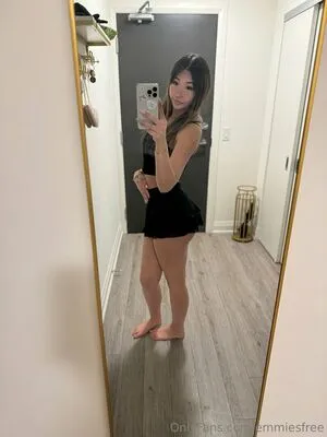 Emmiesfree OnlyFans Leaked Free Thumbnail Picture - #rt93UhVHik