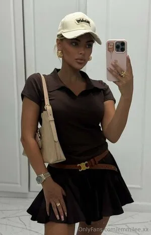Emmilee Xx OnlyFans Leaked Free Thumbnail Picture - #SlNNBUMonj