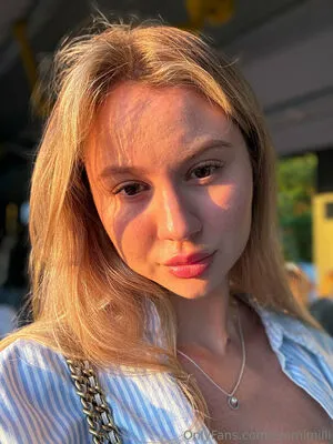 Emmimilli OnlyFans Leaked Free Thumbnail Picture - #FyD1LLWJgw