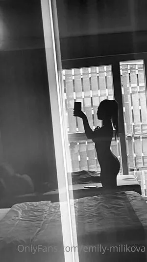 Emmimilli OnlyFans Leaked Free Thumbnail Picture - #gGAGyMMr9f