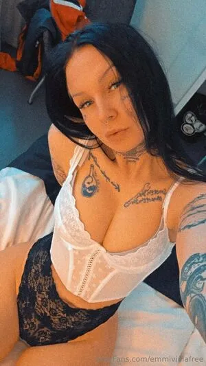 Emmiviola OnlyFans Leaked Free Thumbnail Picture - #pOpLHfNtEV