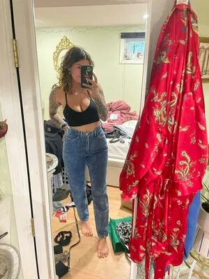 Emmmy OnlyFans Leaked Free Thumbnail Picture - #1kCDA5XRi4