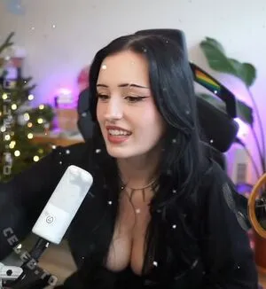 Emmo Ig OnlyFans Leaked Free Thumbnail Picture - #sGwG58pDet