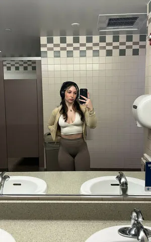 Emmy Beretta OnlyFans Leaked Free Thumbnail Picture - #2rA3hQ6xFK