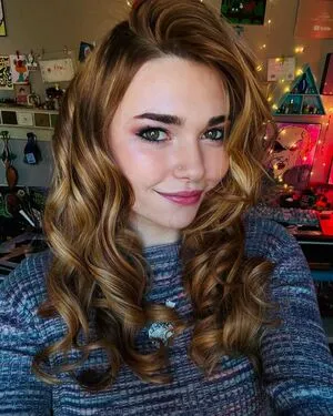 Emmy Beth OnlyFans Leaked Free Thumbnail Picture - #Vte3OyXPVE