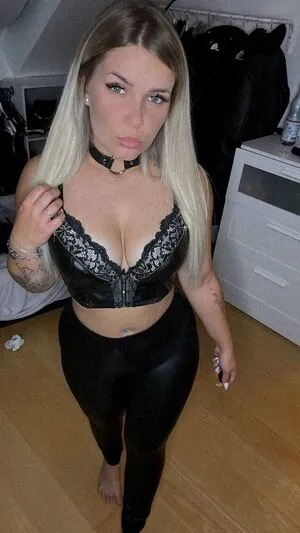 Emmy Cargirl OnlyFans Leaked Free Thumbnail Picture - #GUqvjQ5Wa3
