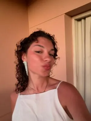 Emmy Tifrit OnlyFans Leaked Free Thumbnail Picture - #VEVHOvJpPB