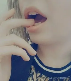 Emmya OnlyFans Leaked Free Thumbnail Picture - #9eY1gLjRmE