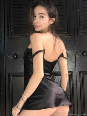 Emmybeehz OnlyFans Leaked Free Thumbnail Picture - #XOws3885nf