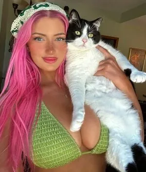 Emmybre OnlyFans Leaked Free Thumbnail Picture - #7iQPU0dGSk