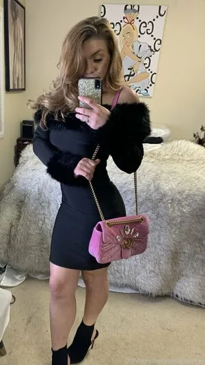 Emmyd4free OnlyFans Leaked Free Thumbnail Picture - #CYC0h4bHTN